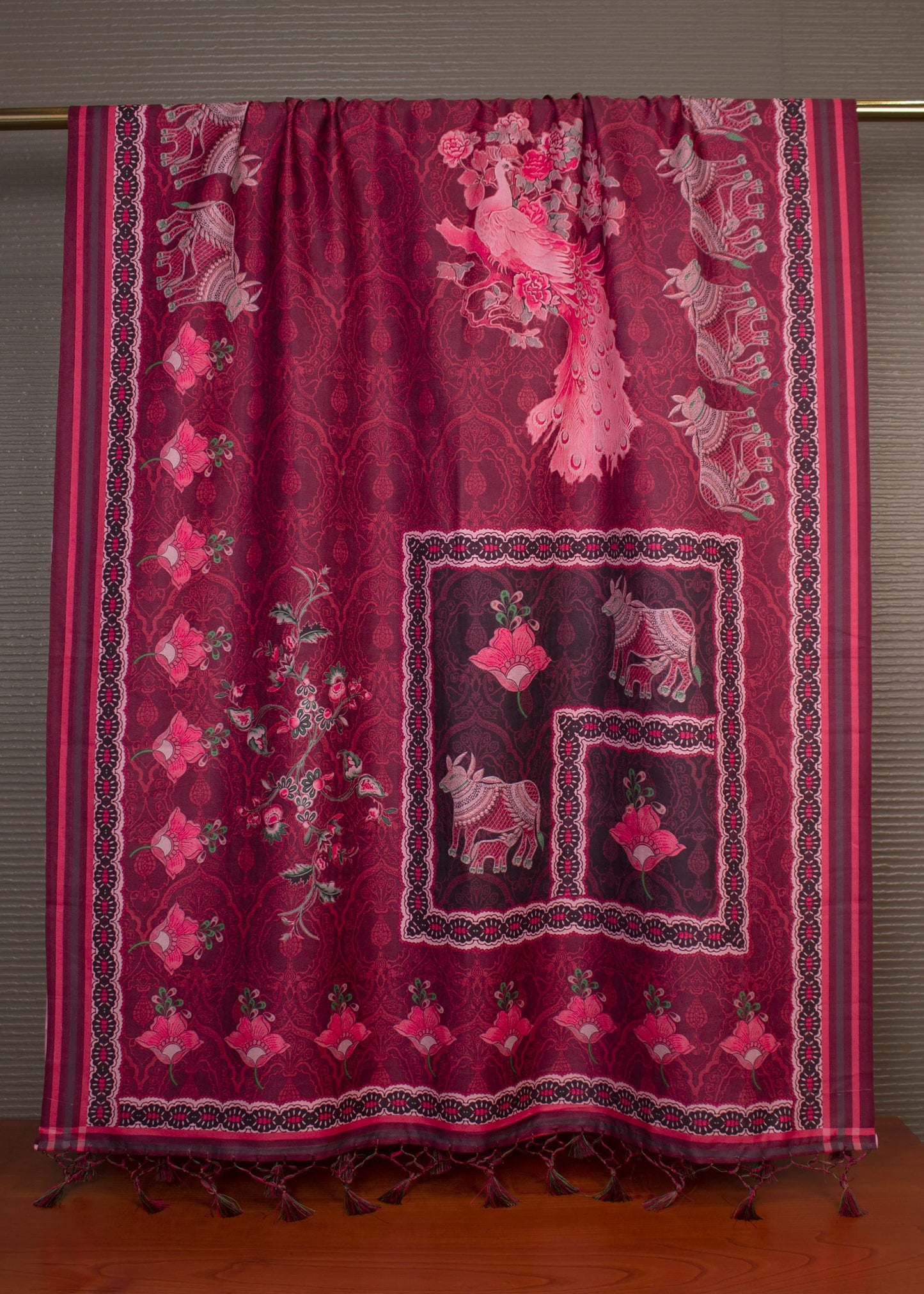 Kalamkari Digital Printed Black Pashmina Dupatta Featuring Stylish Tassels - Pashmina Dupatta 3118 Black Full Image