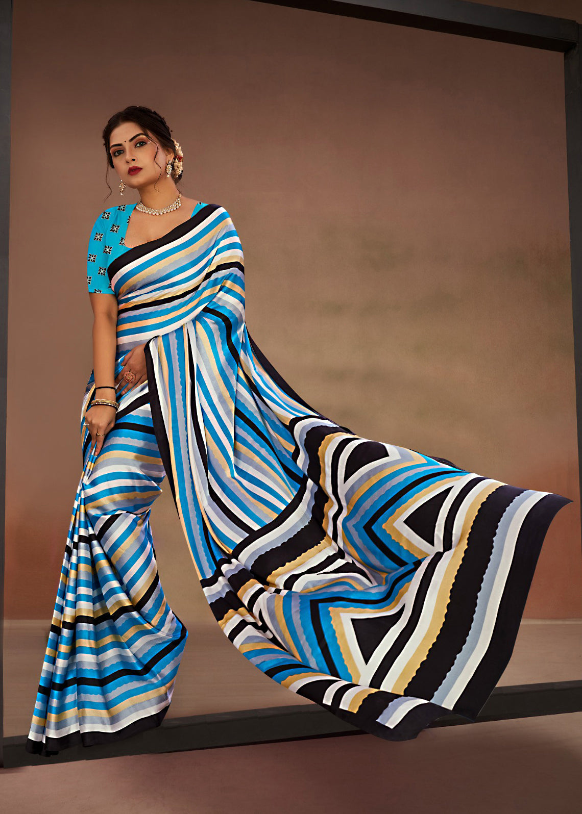 All Types of Royal Blue Saree for Special Occasions