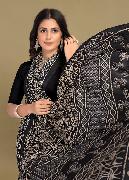 Art Cotton Silk Saree in Black with Floral Prints and a Bold Solid Border - IQTARA PRINT 1248-C Black Modeling 3