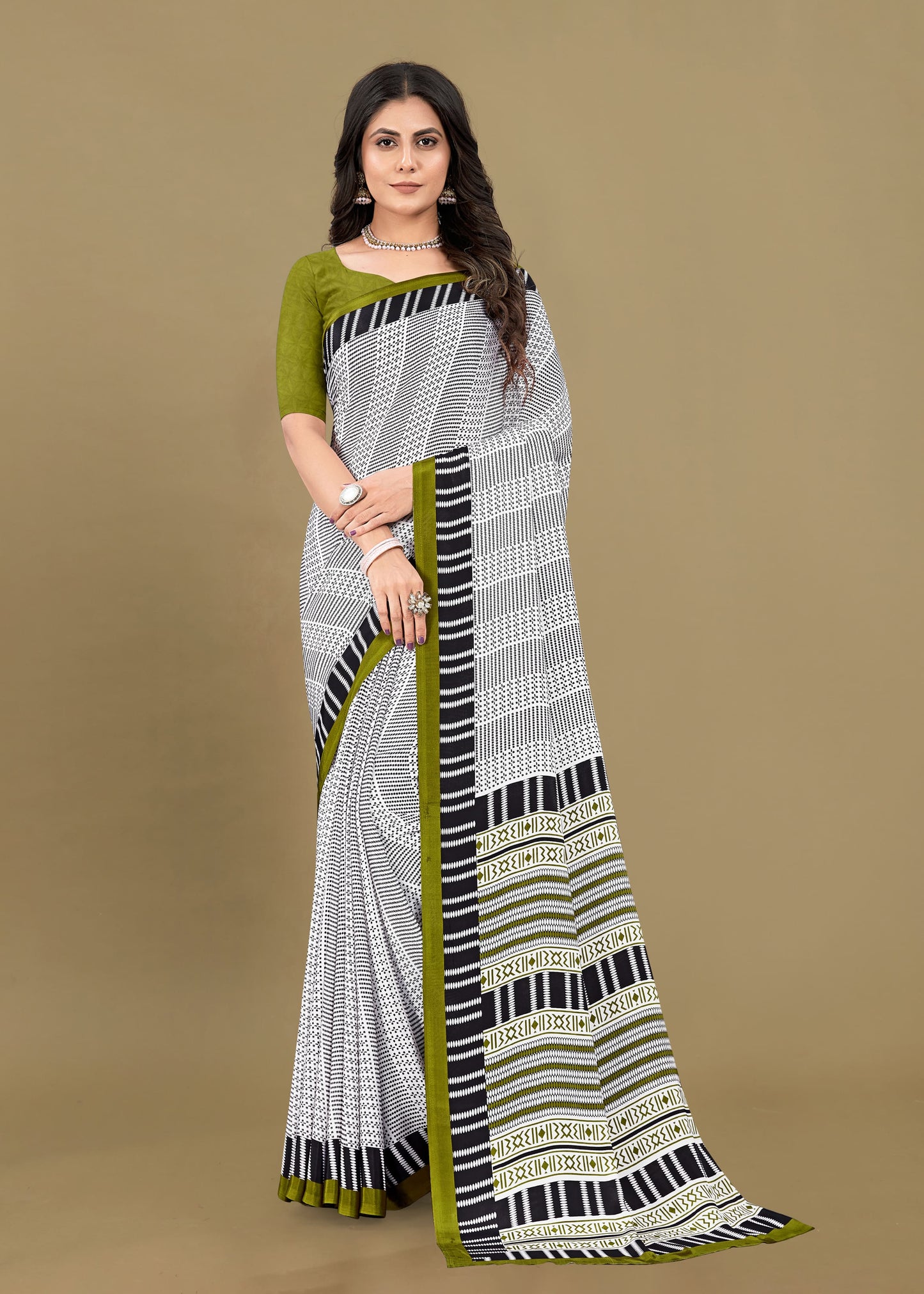 Black & White Geometric Printed Crepe Saree with Solid Border - Sabarmati Silk 5436-A Black & White Second View