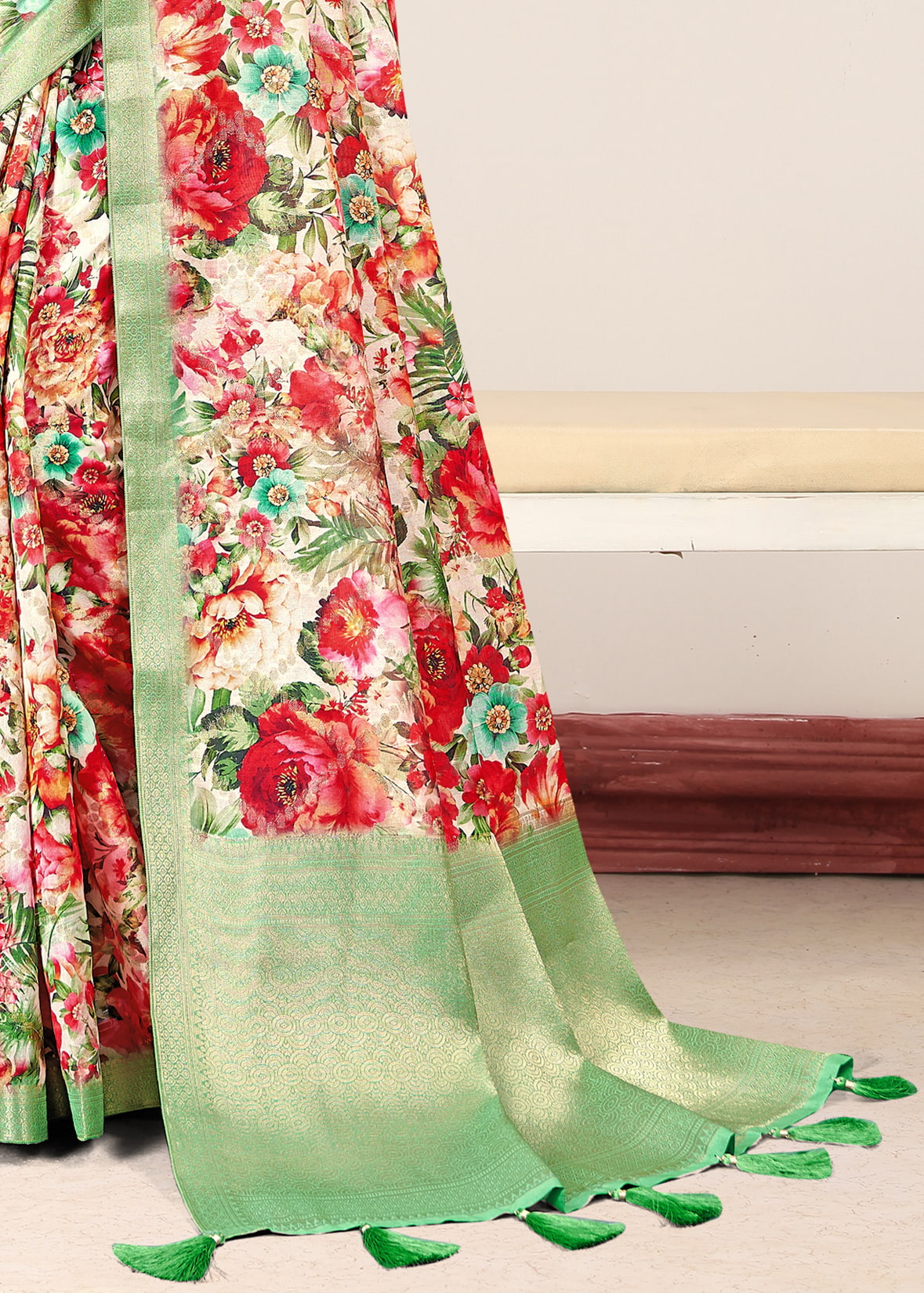 Vibrant Multicolor Organza Saree with Blooming Floral Patterns, Elegant Zari Woven Border, and a Regal Pallu Third Image